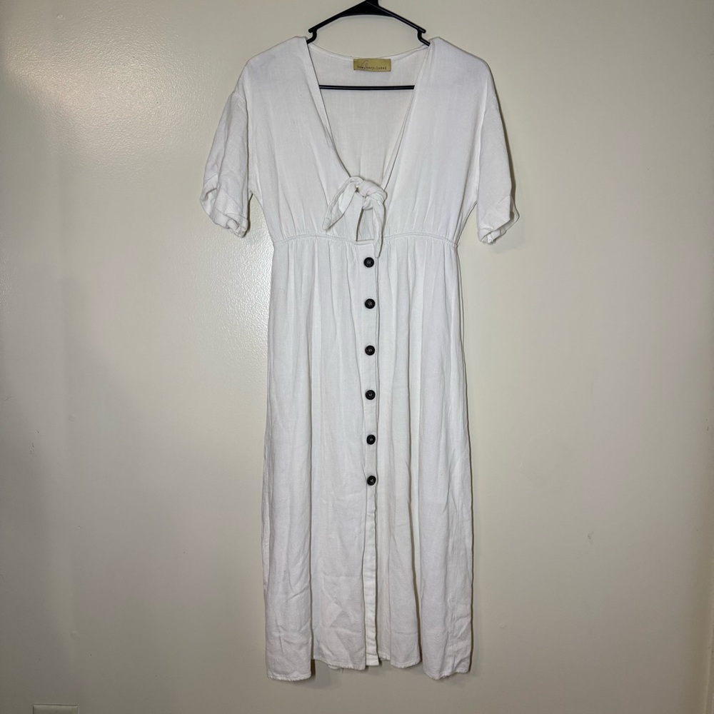 How Very Loved Women’s White Button-Front Maxi Dress